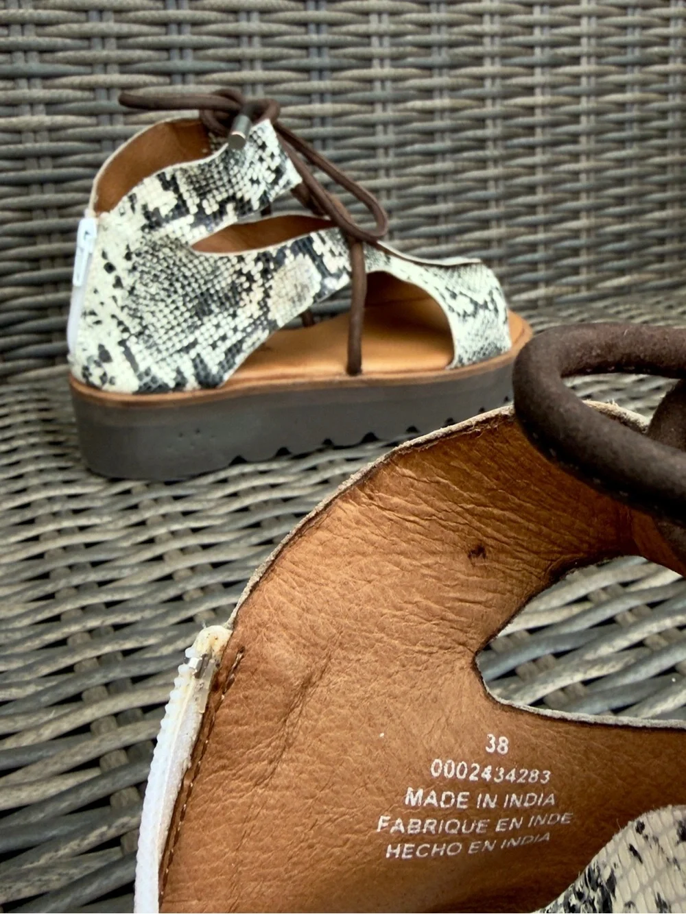 Free People Aubrey Wrap Sandals Snakeskin Platform Lace-Up Women’s EU 38 US 7.5
